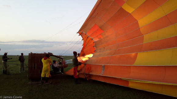 Starting to fill the balloon with hot air.